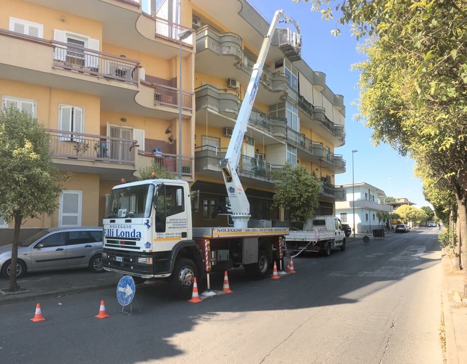Spicconatura e messa in sicurezza Fabbricato Afragola (NA)