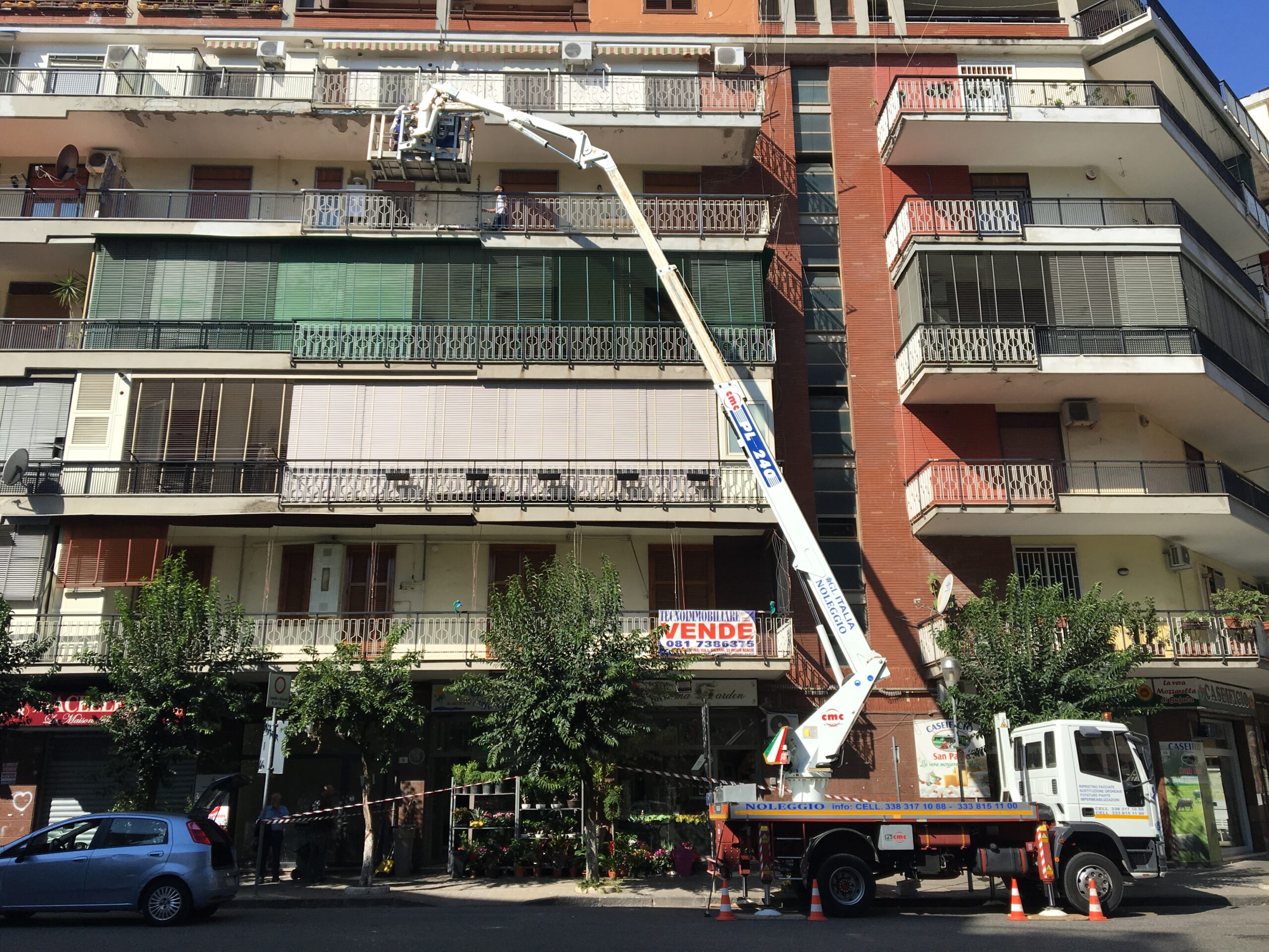 Spiconatura e messa in sicurezza Condominio Casavatore (NA)