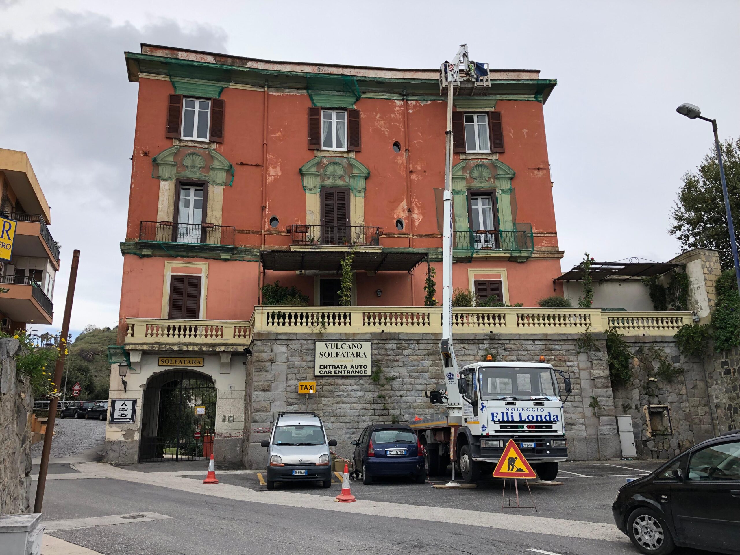 Manutenzione Cornicione Solfatara Pozzuoli