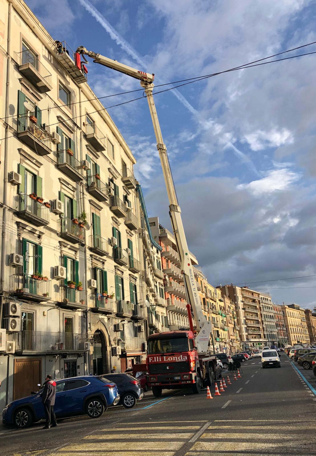 Manutenzione cornicione condominio Riviera di Chiaia Napoli