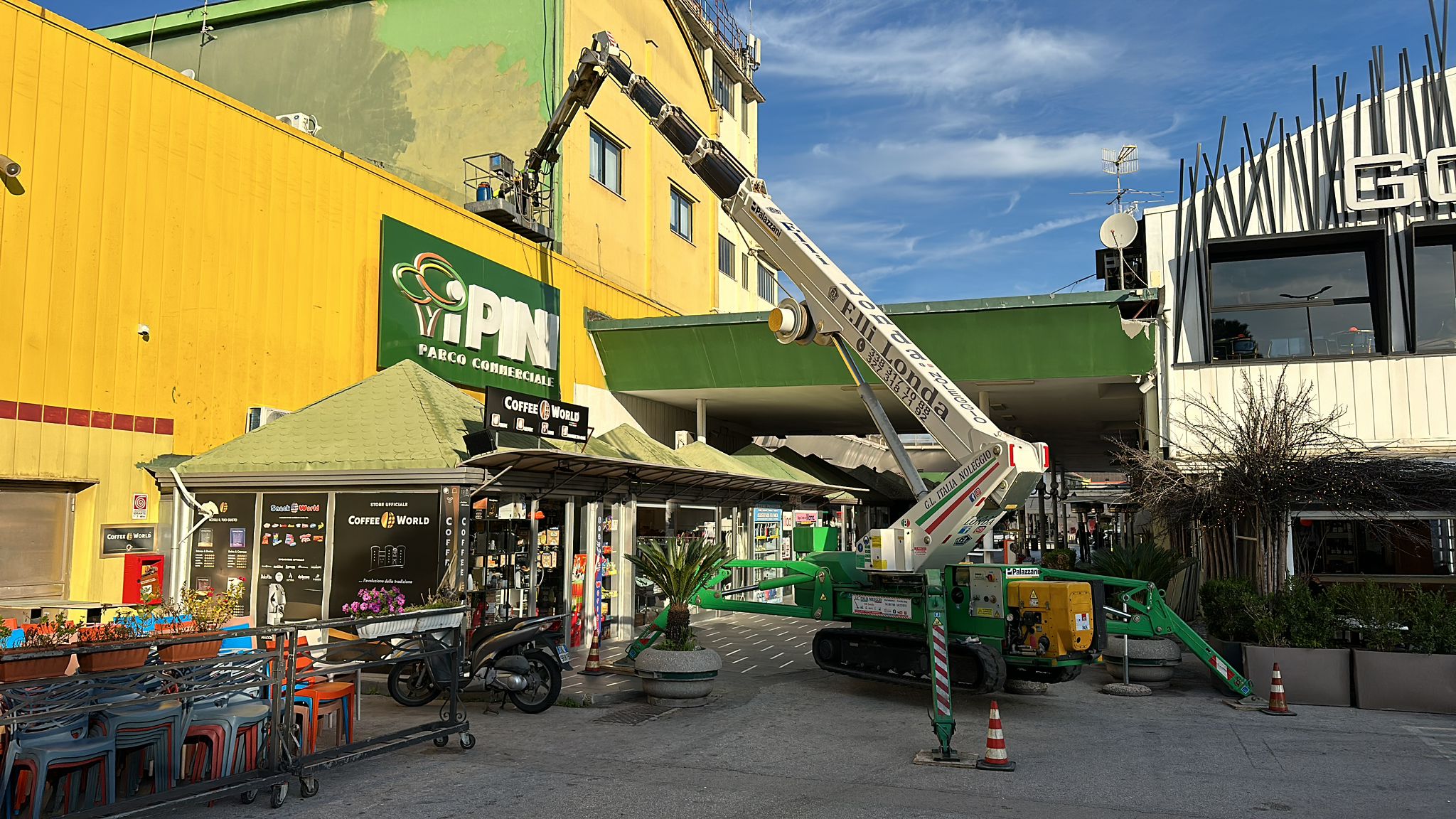 Manutenzione su stabile “I Pini” Casoria (NA)