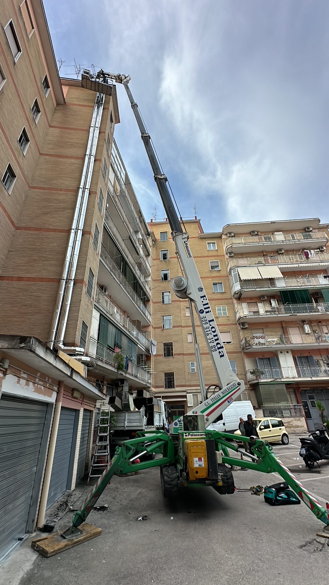 Installazione canna fumaria con il nostro Ragno presso Casoria